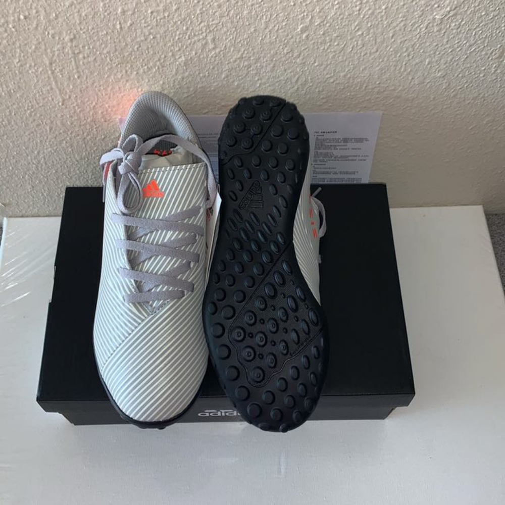 Adidas Nemesis 19.4 Turf shoes ( Youth 6)